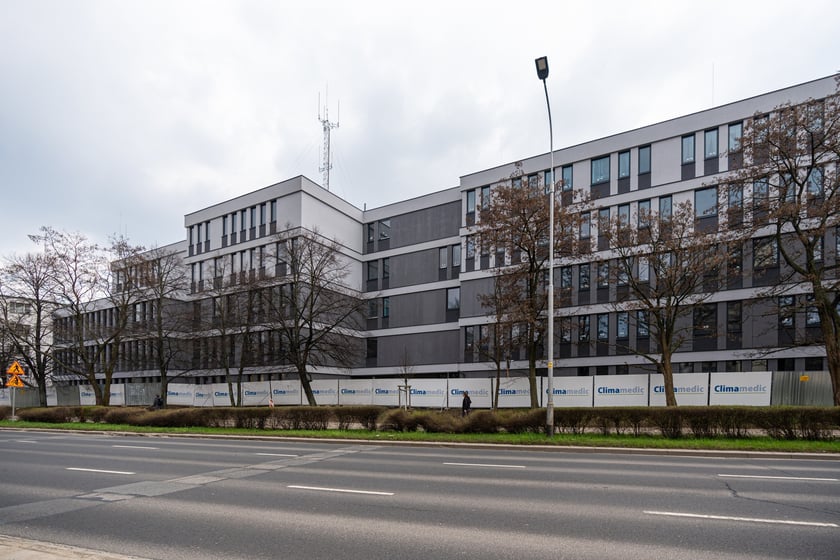 Nowy komisariat Wrocław-Stare Miasto przy Trzemeskiej na Szczepinie, marzec 2024
